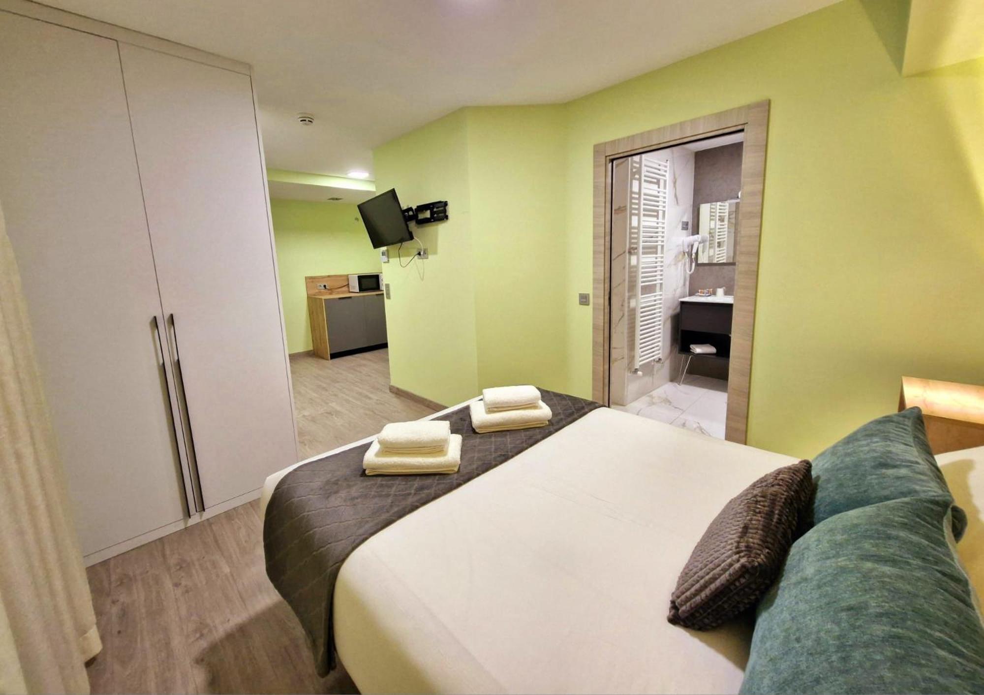 Feeling Home - Suites&Rooms Leão Exterior foto
