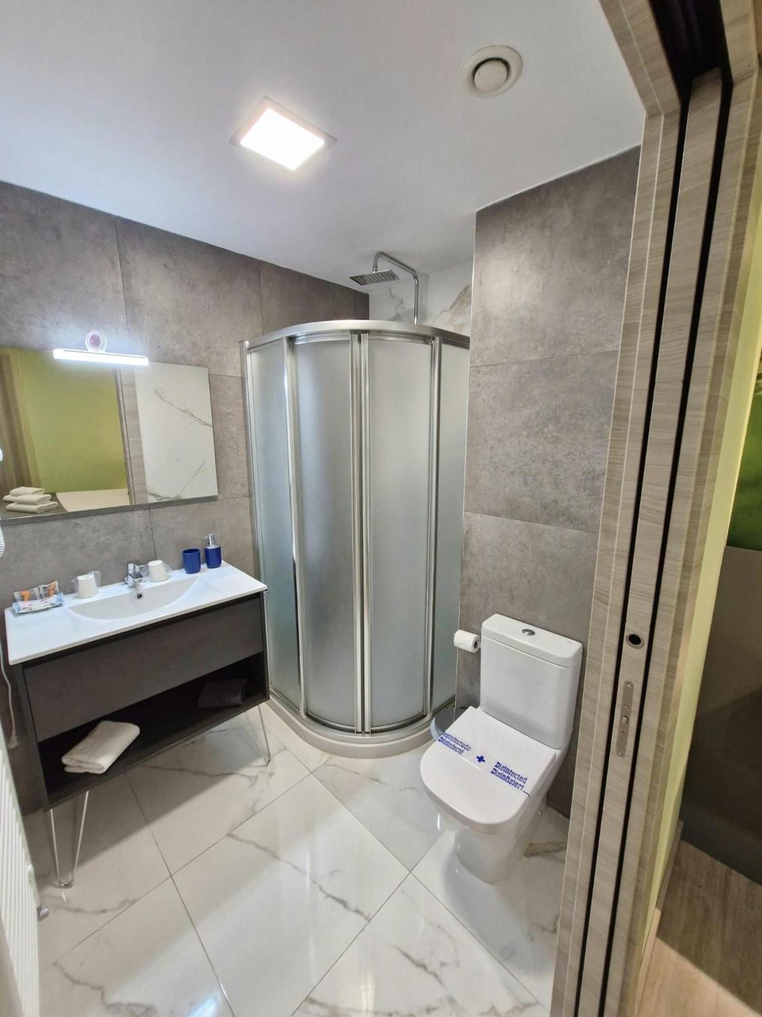 Feeling Home - Suites&Rooms Leão Exterior foto