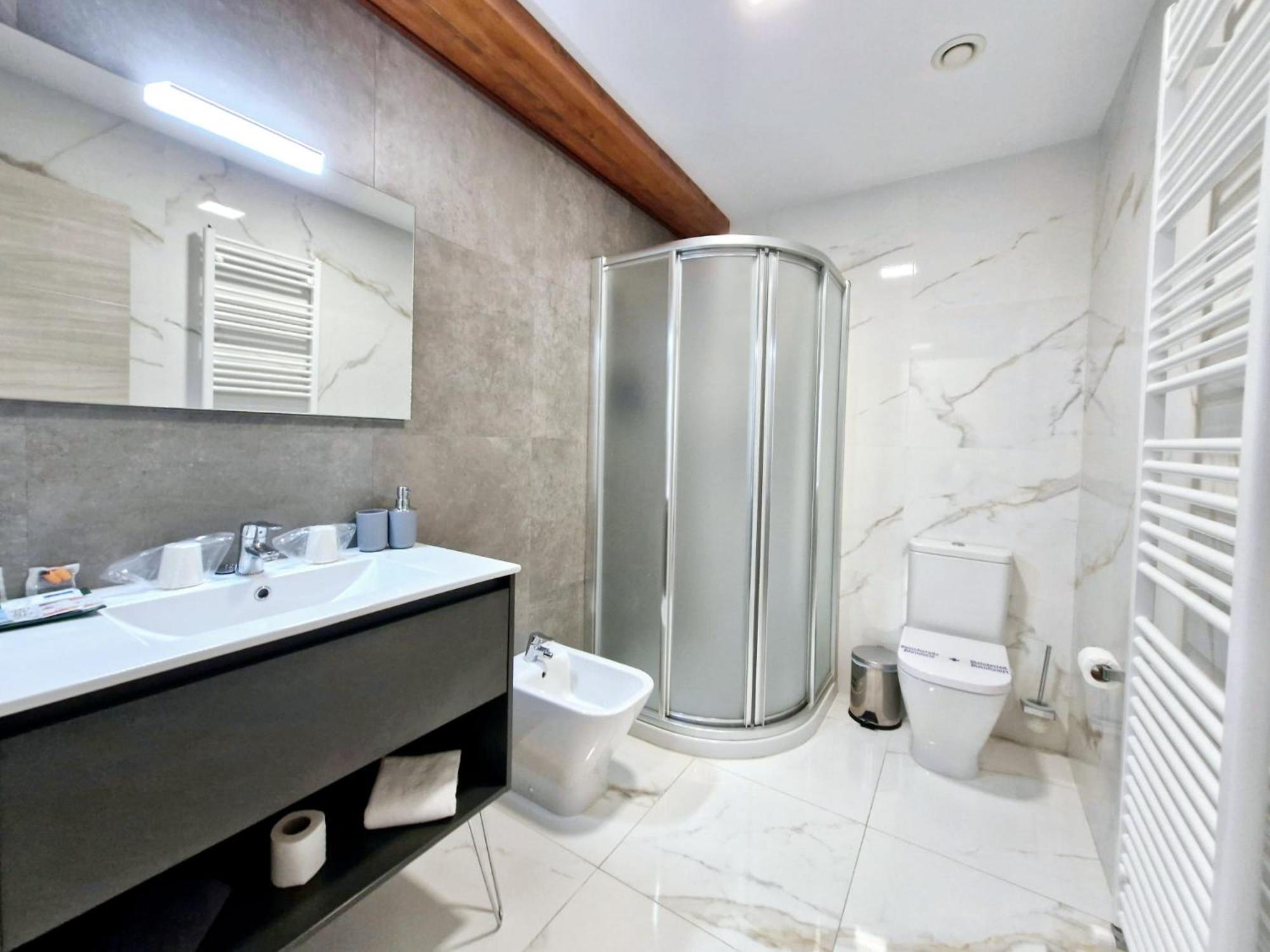 Feeling Home - Suites&Rooms Leão Exterior foto