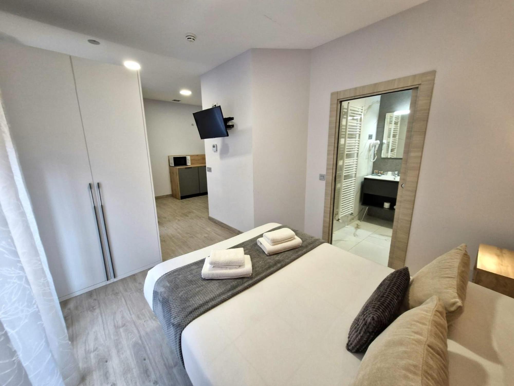 Feeling Home - Suites&Rooms Leão Exterior foto